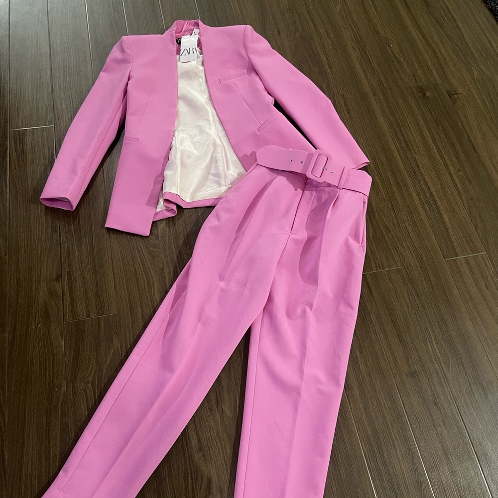 - Zara pink belted classic Pant Suit - Picture 7 of 13